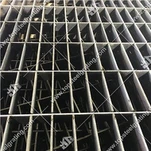 Pelat Grid Baja